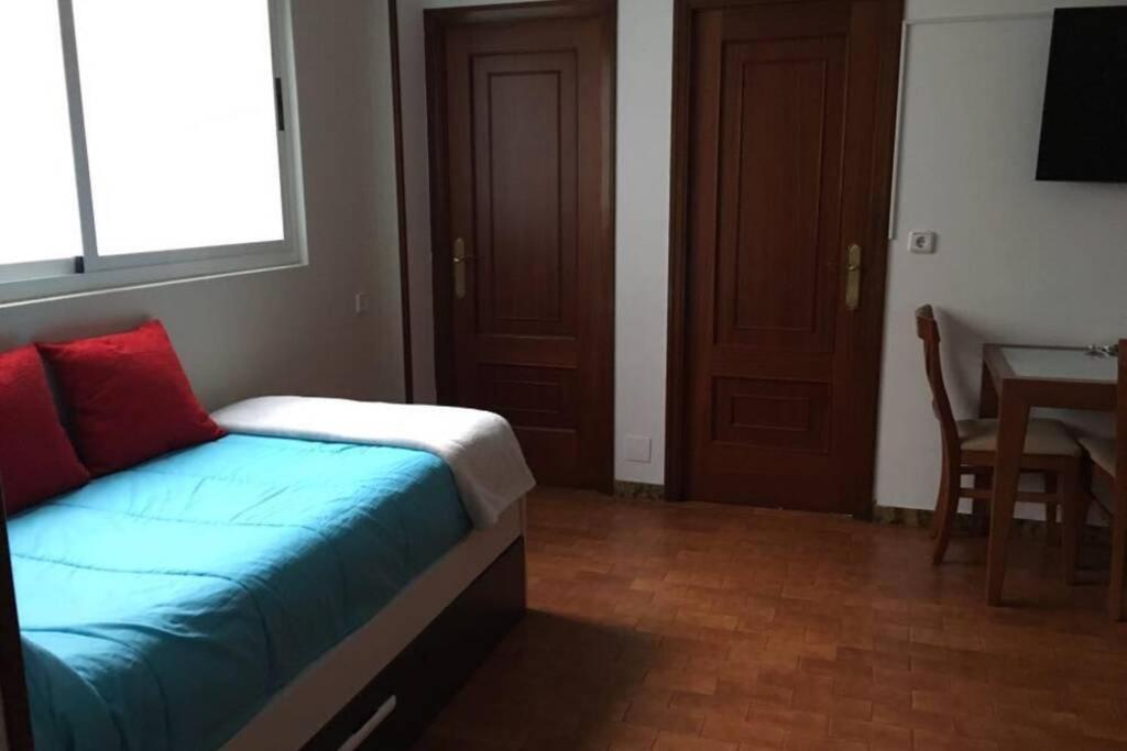 Piso A 400 Metros De La Catedral Appartamento